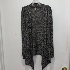 Gray and Black Simple Cardigan